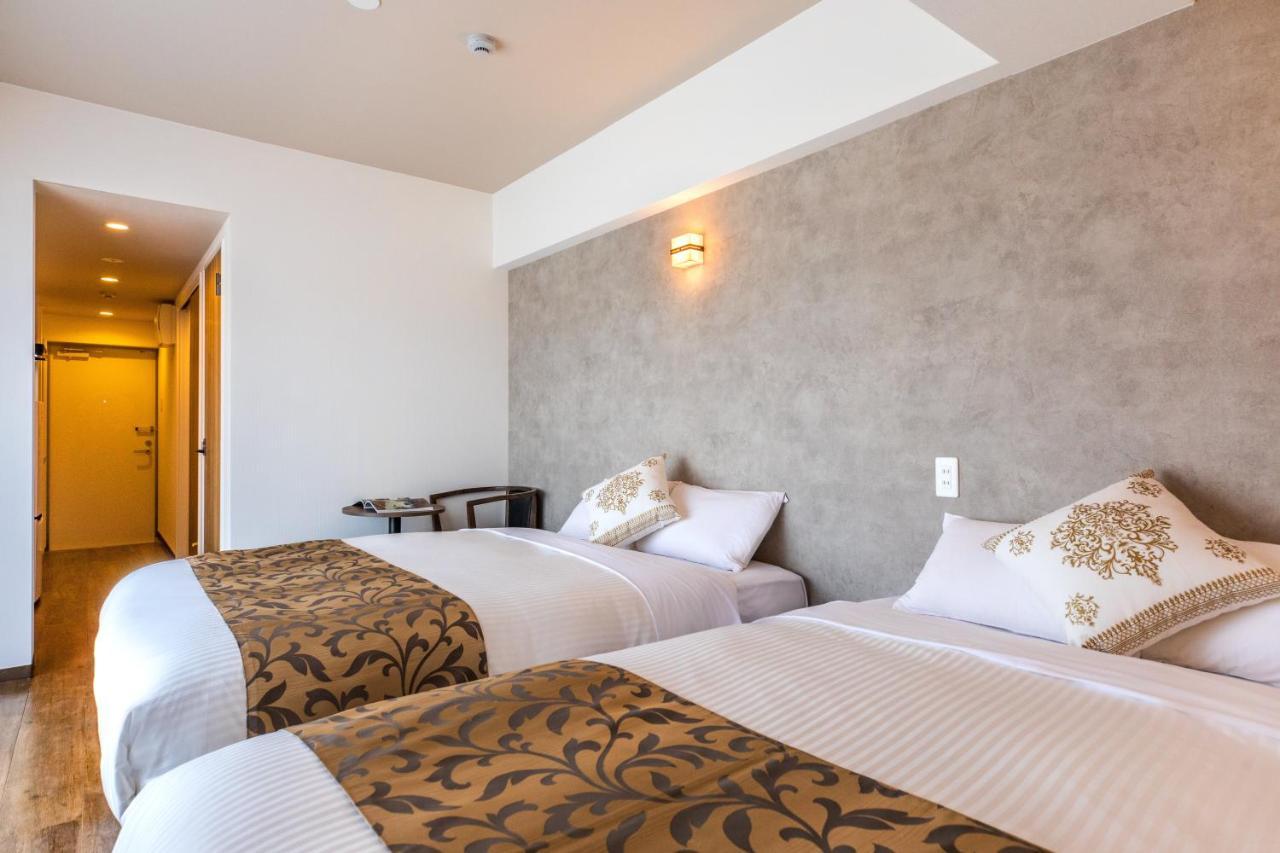 Aparthotel Mr Kinjo 万座ビーチ前 à Onna Extérieur photo